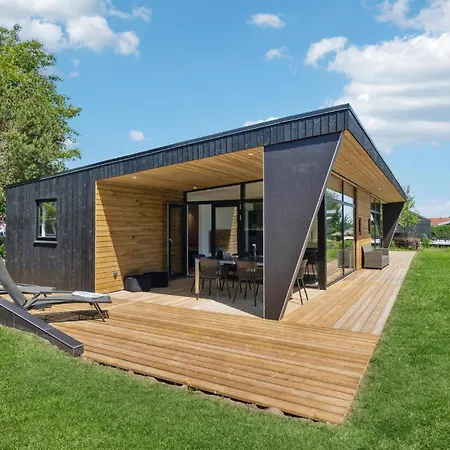 Ferienhaus Gorgeous In With Kitchen *